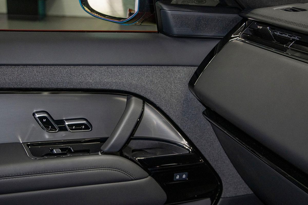 2024 Land Rover Range Rover Sport PHEV P460e Dynamic HSE L461