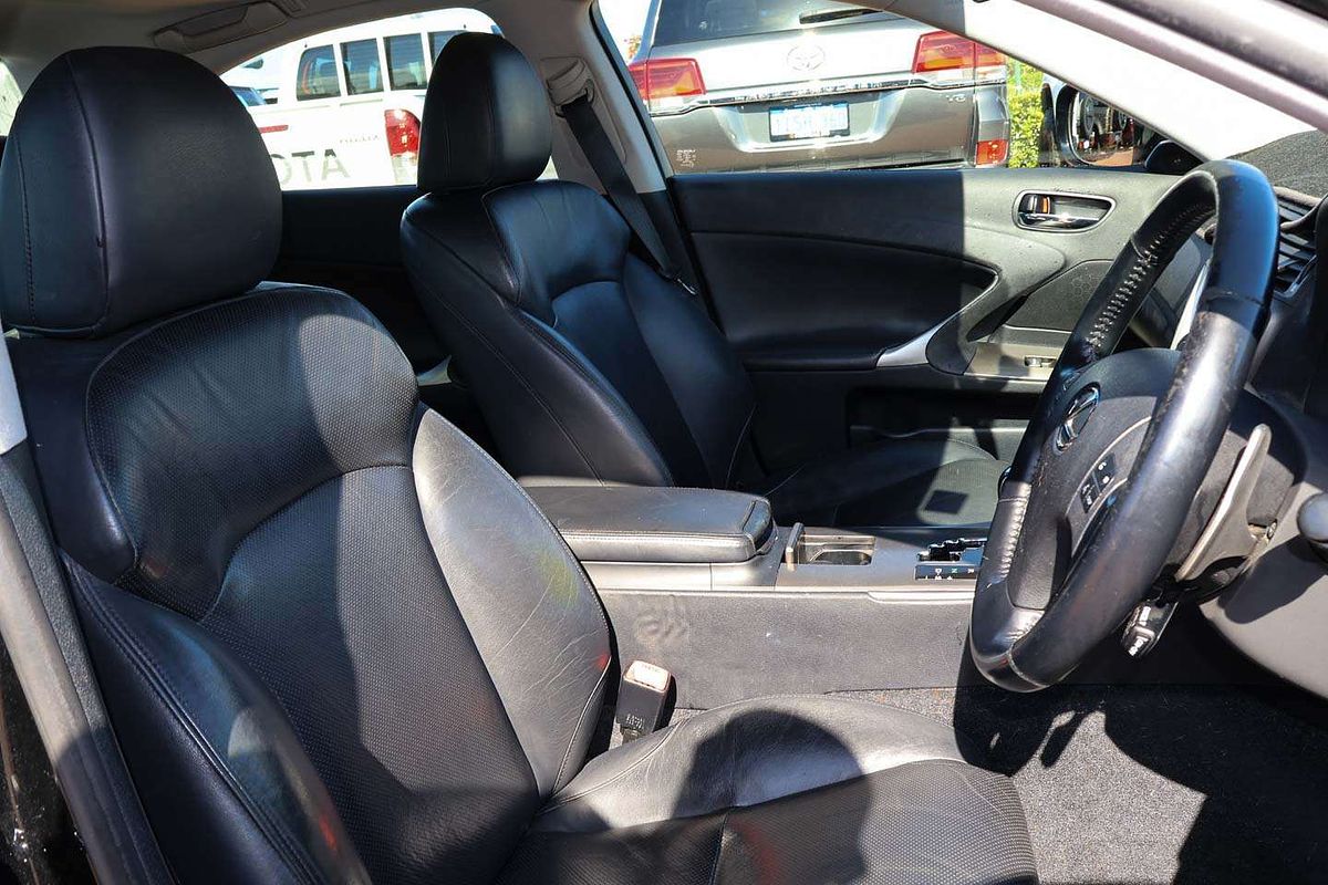 2006 Lexus IS IS250 Prestige GSE20R