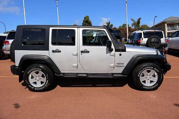 2010 Jeep Wrangler Unlimited Sport JK