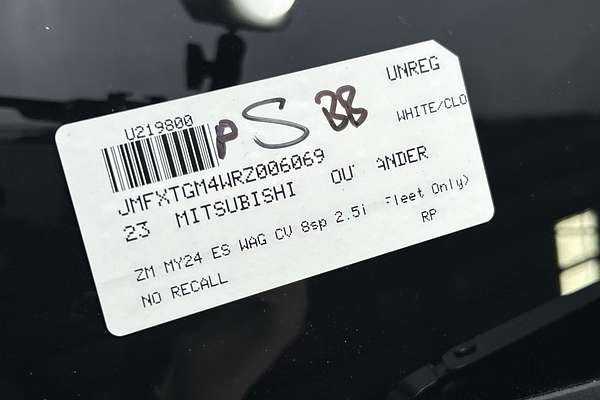 2023 Mitsubishi Outlander ES ZM