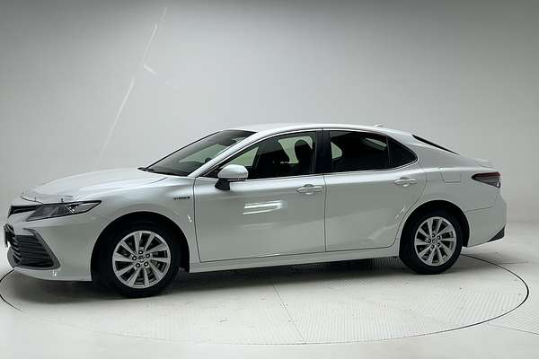 2021 Toyota Camry Ascent AXVH70R