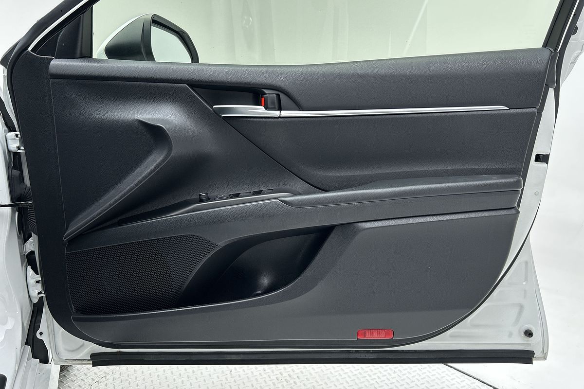 2021 Toyota Camry Ascent AXVH70R