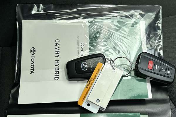 2021 Toyota Camry Ascent AXVH70R