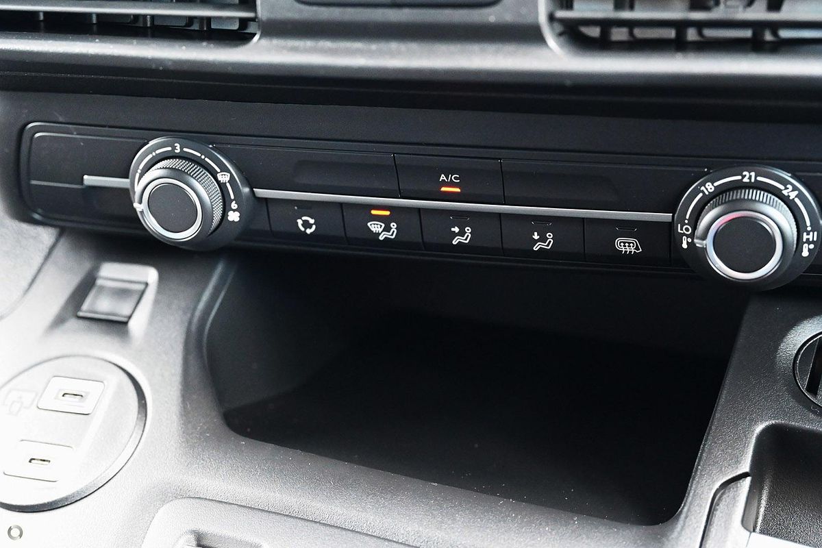 2025 Peugeot Partner Pro K9 SWB Low Roof