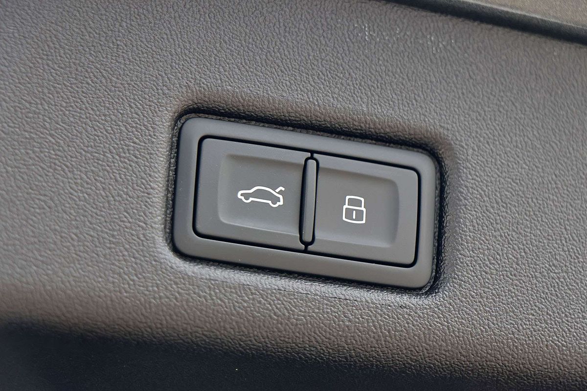 2025 Audi Q5 TDI 150kW Sport GU