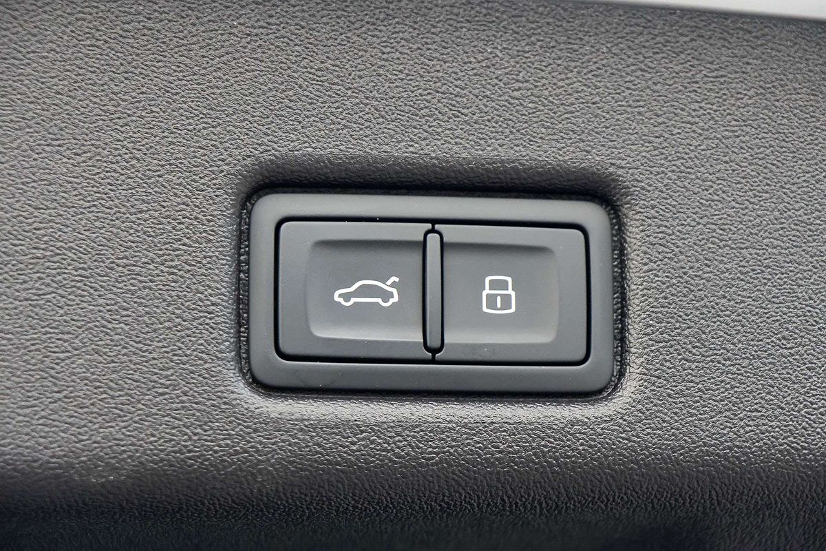 2025 Audi Q5 TFSI 150kW GU