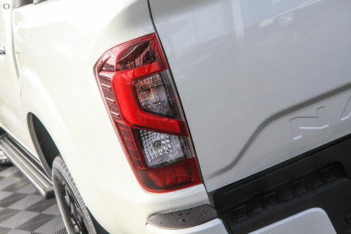 2025 Nissan Navara ST-X D23 4X4