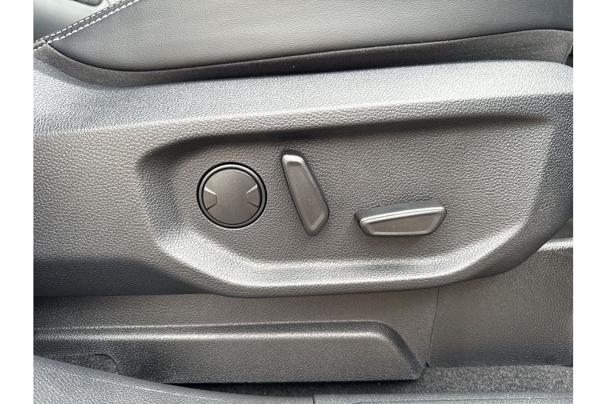 2025 Ford Everest Platinum 3.0L