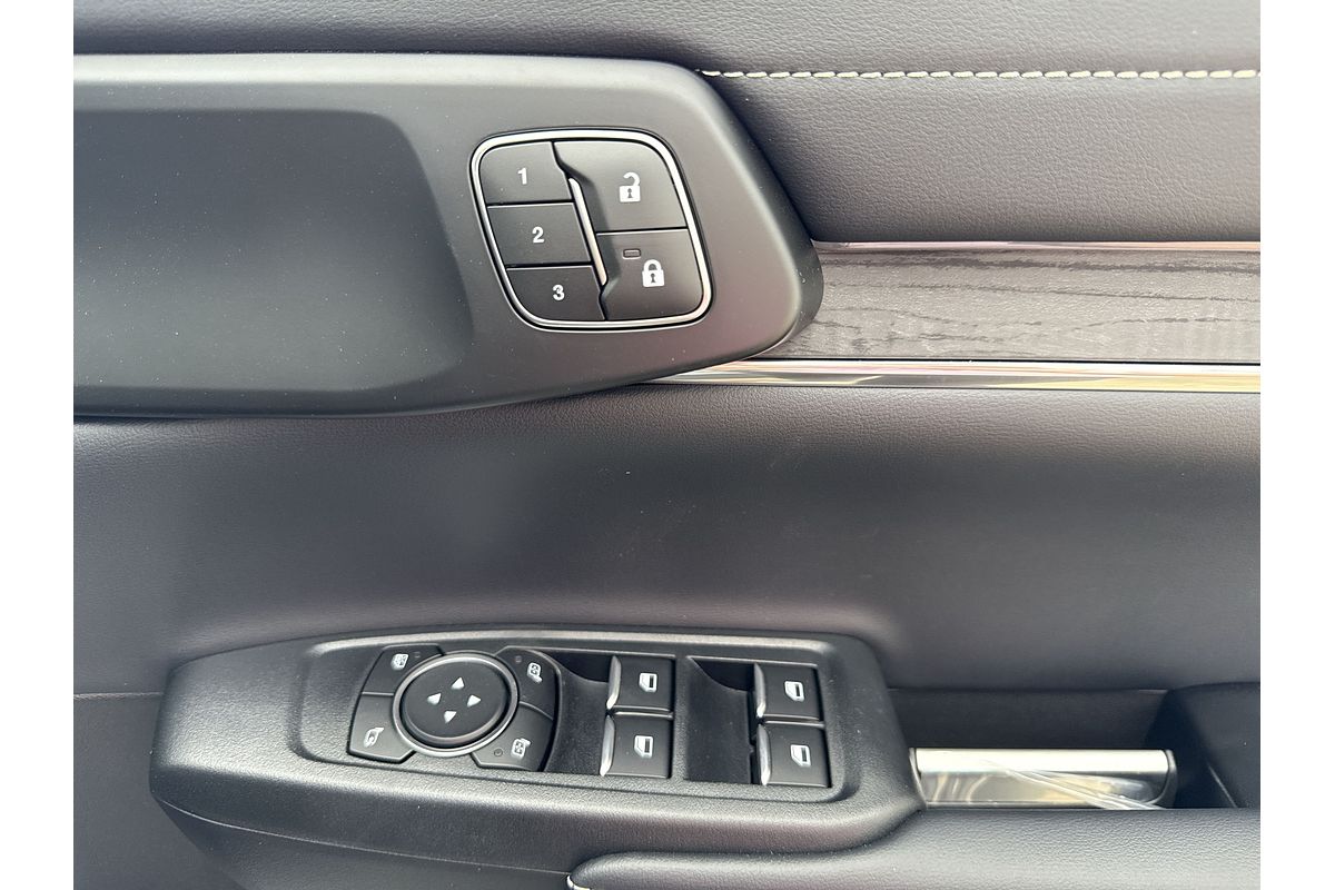 2025 Ford Everest Platinum 3.0L