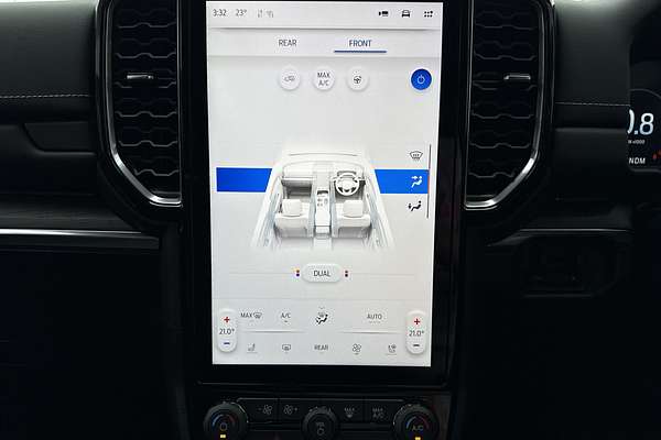 2025 Ford Everest Platinum 3.0L