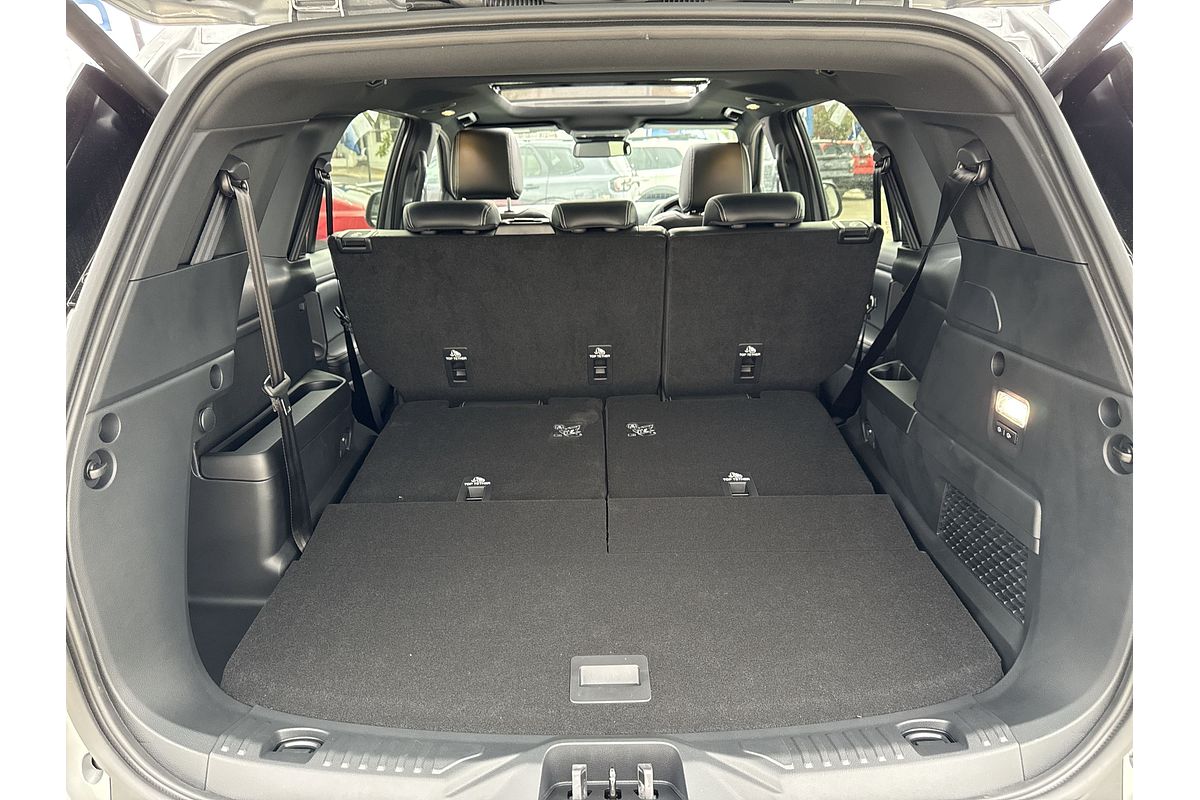 2025 Ford Everest Platinum 3.0L