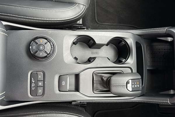 2025 Ford Everest Platinum 3.0L