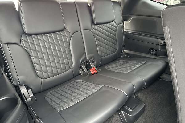 2025 Ford Everest Platinum 3.0L