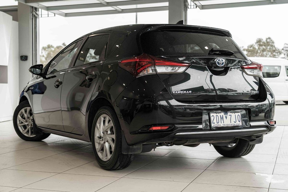 2017 Toyota Corolla Hybrid ZWE186R