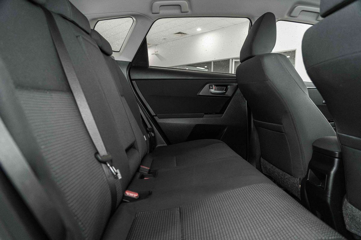 2017 Toyota Corolla Hybrid ZWE186R