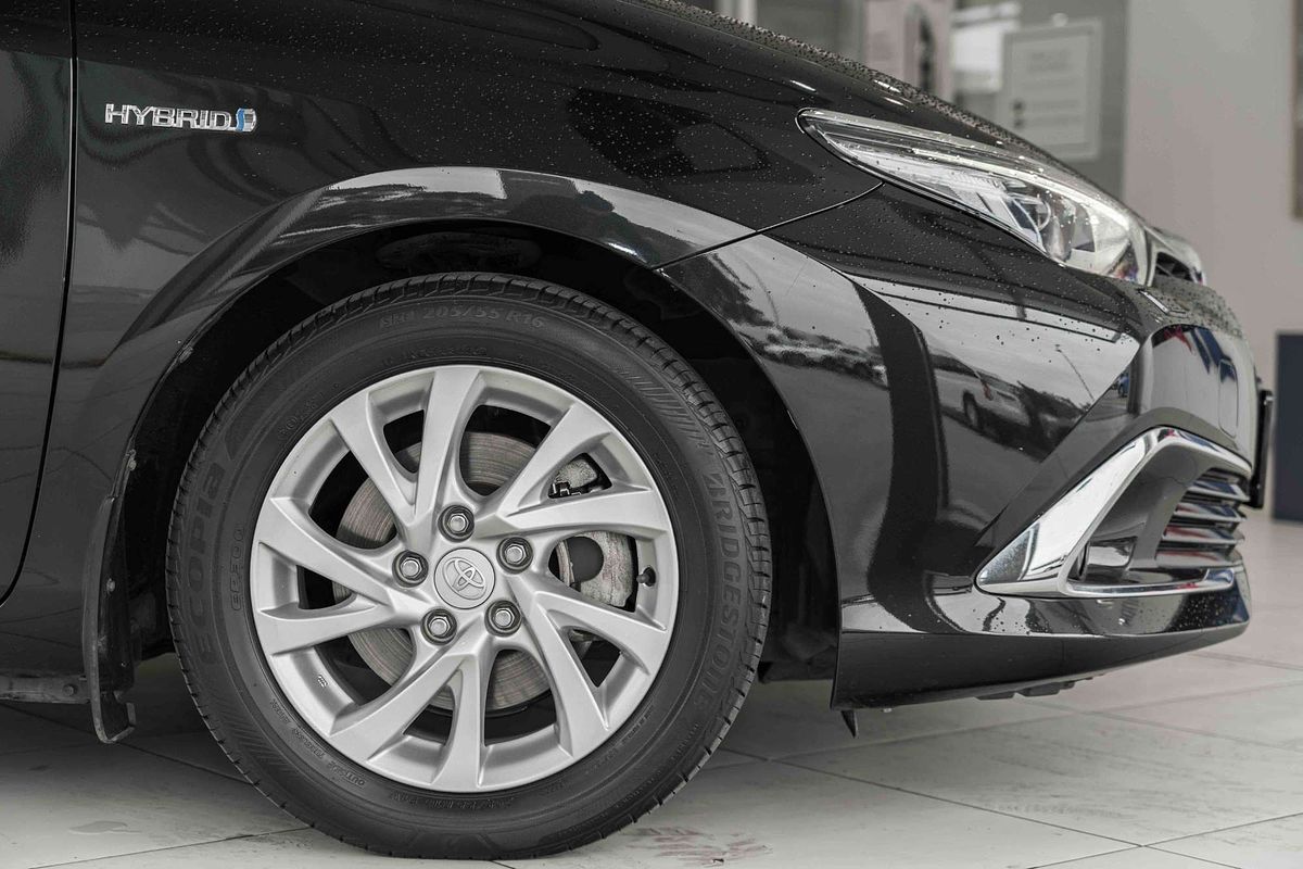 2017 Toyota Corolla Hybrid ZWE186R