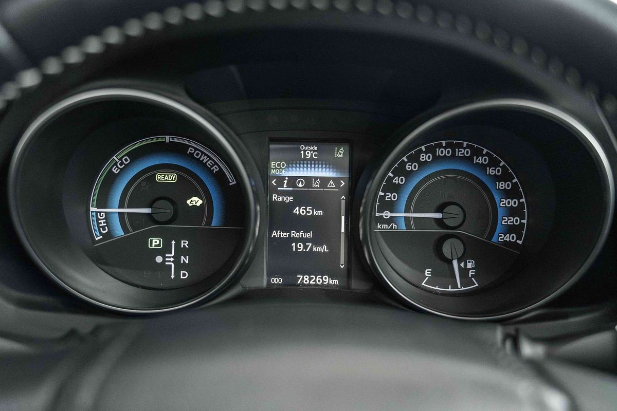 2017 Toyota Corolla Hybrid ZWE186R