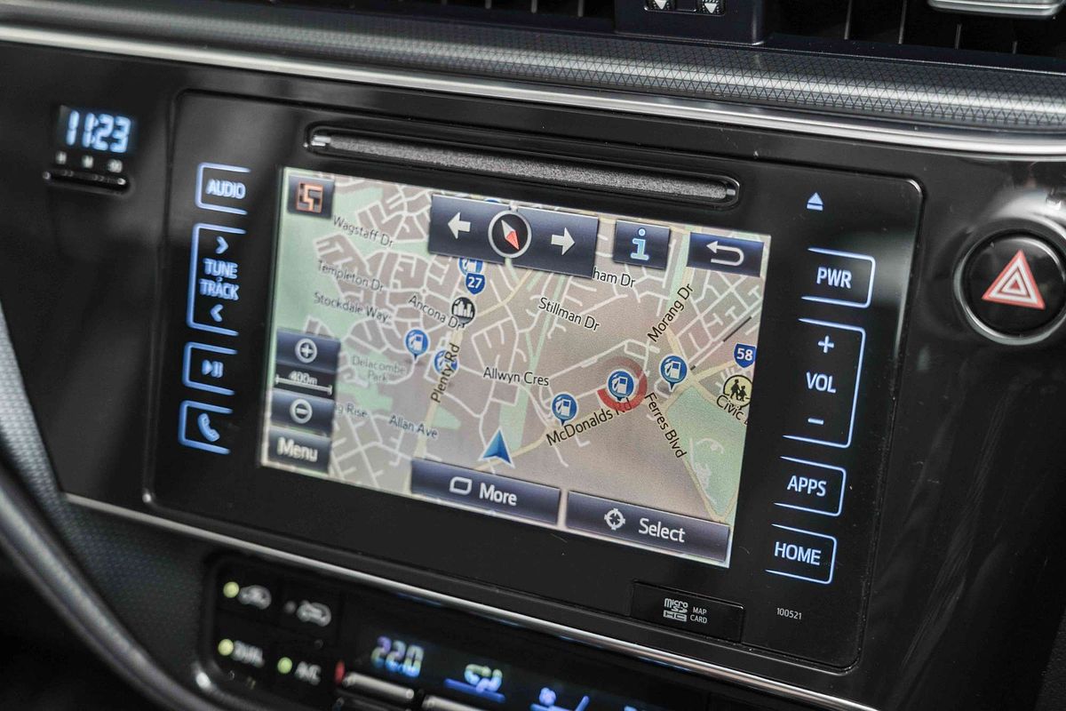 2017 Toyota Corolla Hybrid ZWE186R