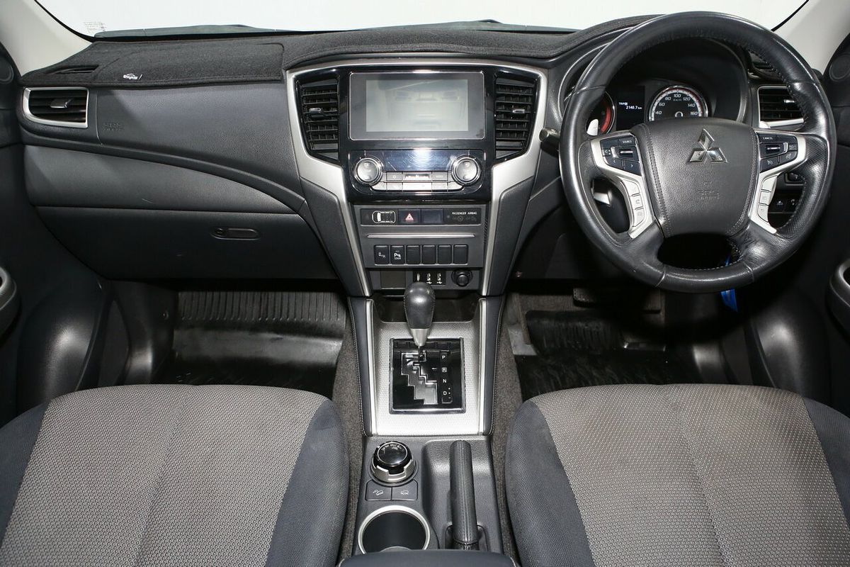 2019 Mitsubishi Triton GLS MR 4X4