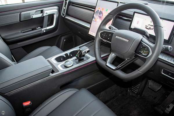 2025 Jaecoo J7 Track