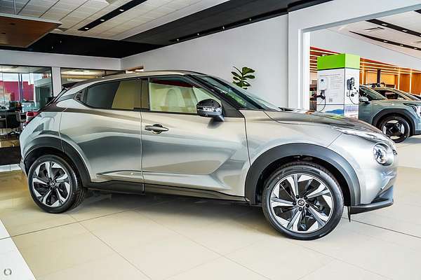 2025 Nissan JUKE ST-L F16