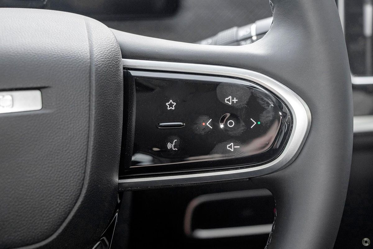 2025 Jaecoo J7 Track