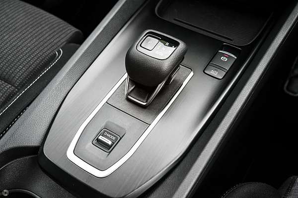 2025 Nissan QASHQAI ST-L J12