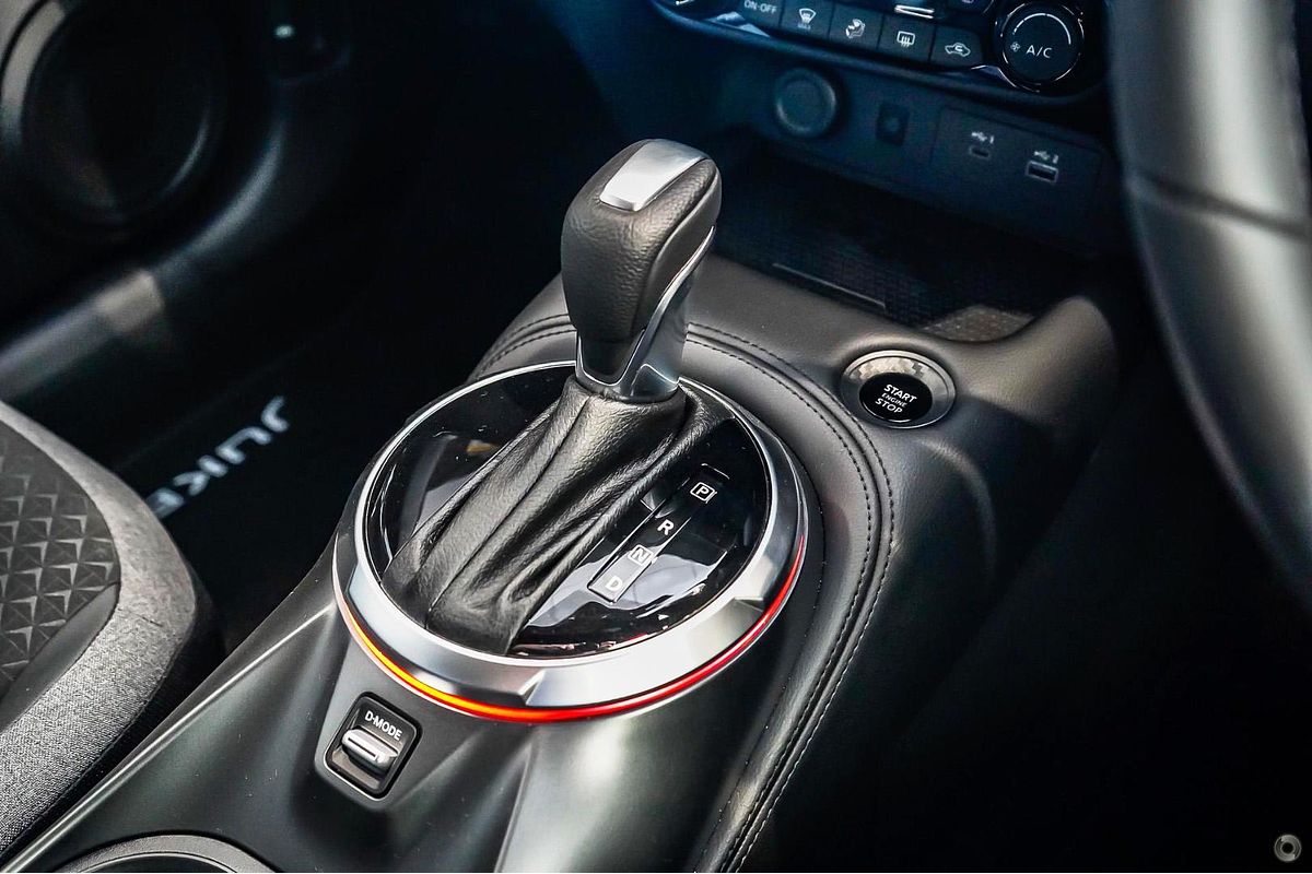 2025 Nissan JUKE ST-L F16