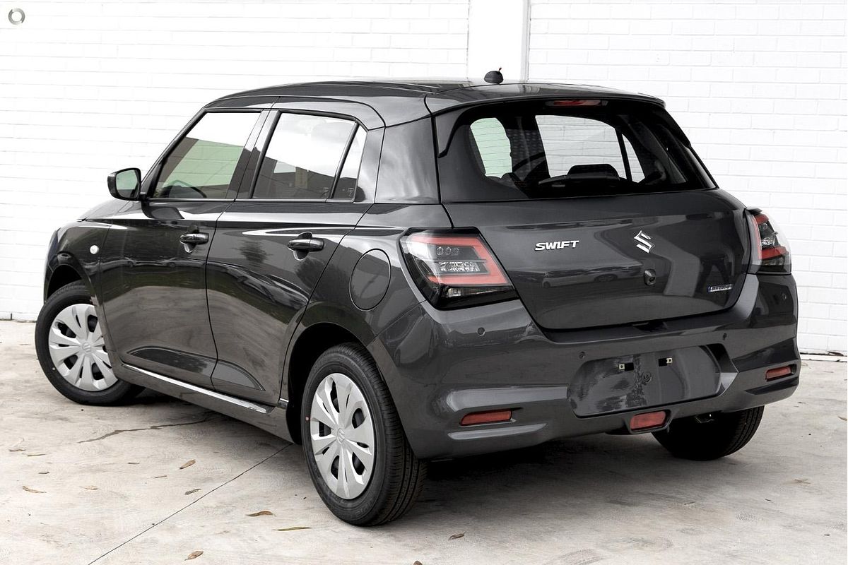 2025 Suzuki Swift Hybrid UZ