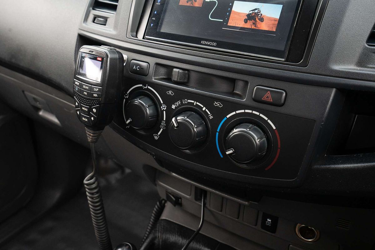 2014 Toyota Hilux SR KUN26R 4X4