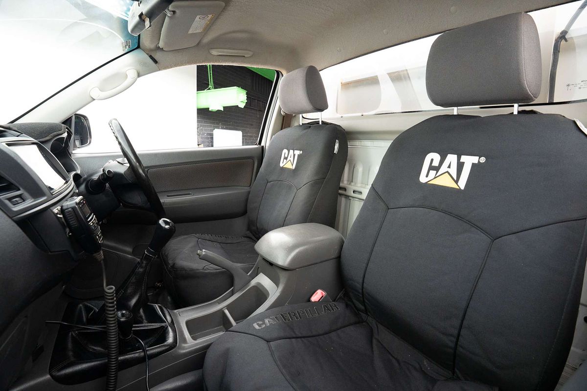 2014 Toyota Hilux SR KUN26R 4X4