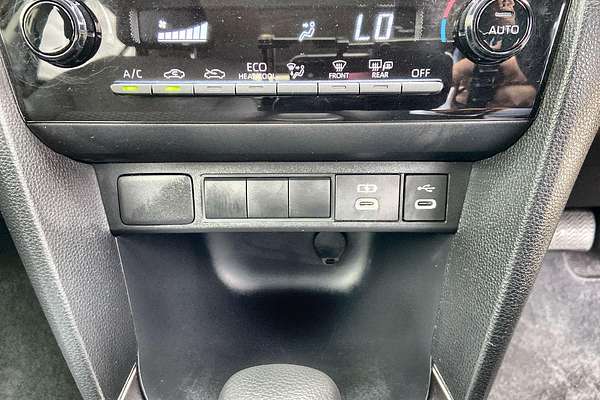 2024 Toyota Yaris Cross GXL MXPJ10R