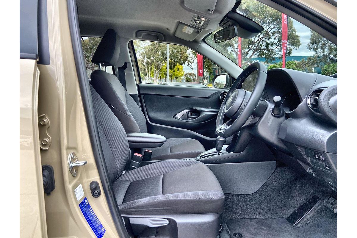 2024 Toyota Yaris Cross GXL MXPJ10R