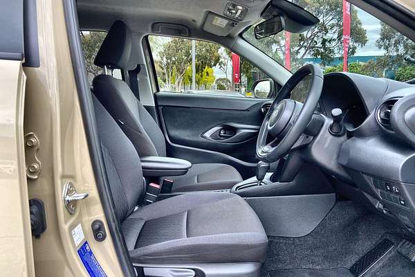 2024 Toyota Yaris Cross GXL MXPJ10R