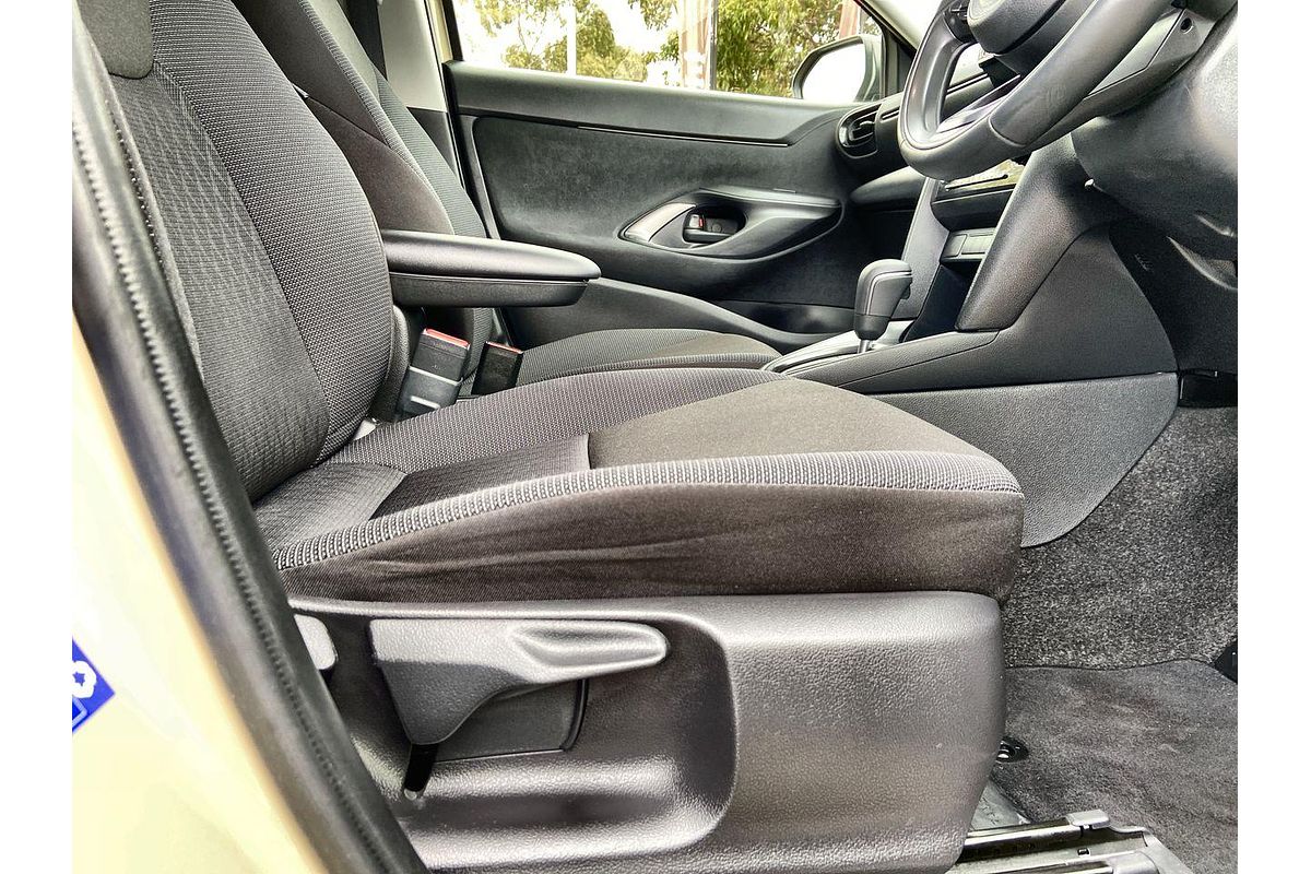 2024 Toyota Yaris Cross GXL MXPJ10R