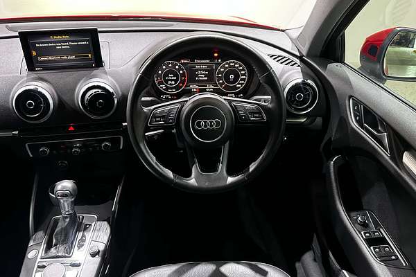2019 Audi A3 35 TFSI S line plus 8V