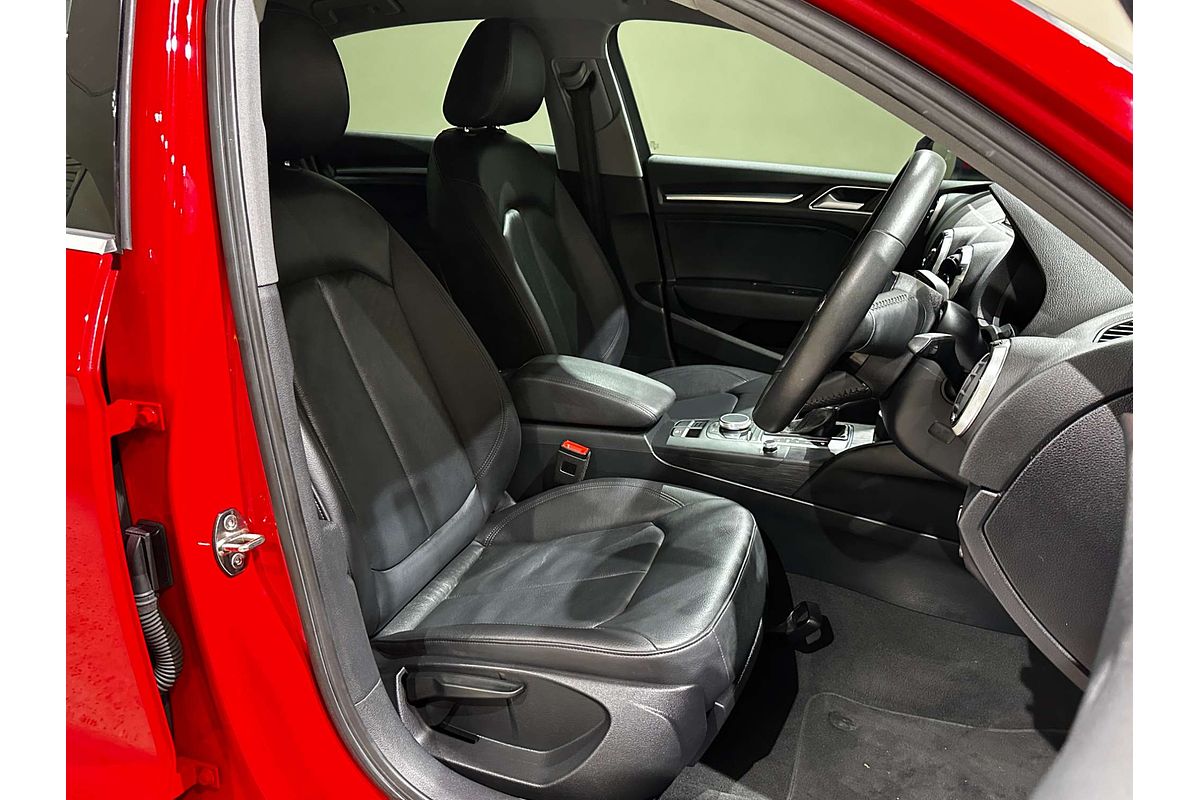 2019 Audi A3 35 TFSI S line plus 8V