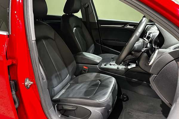 2019 Audi A3 35 TFSI S line plus 8V