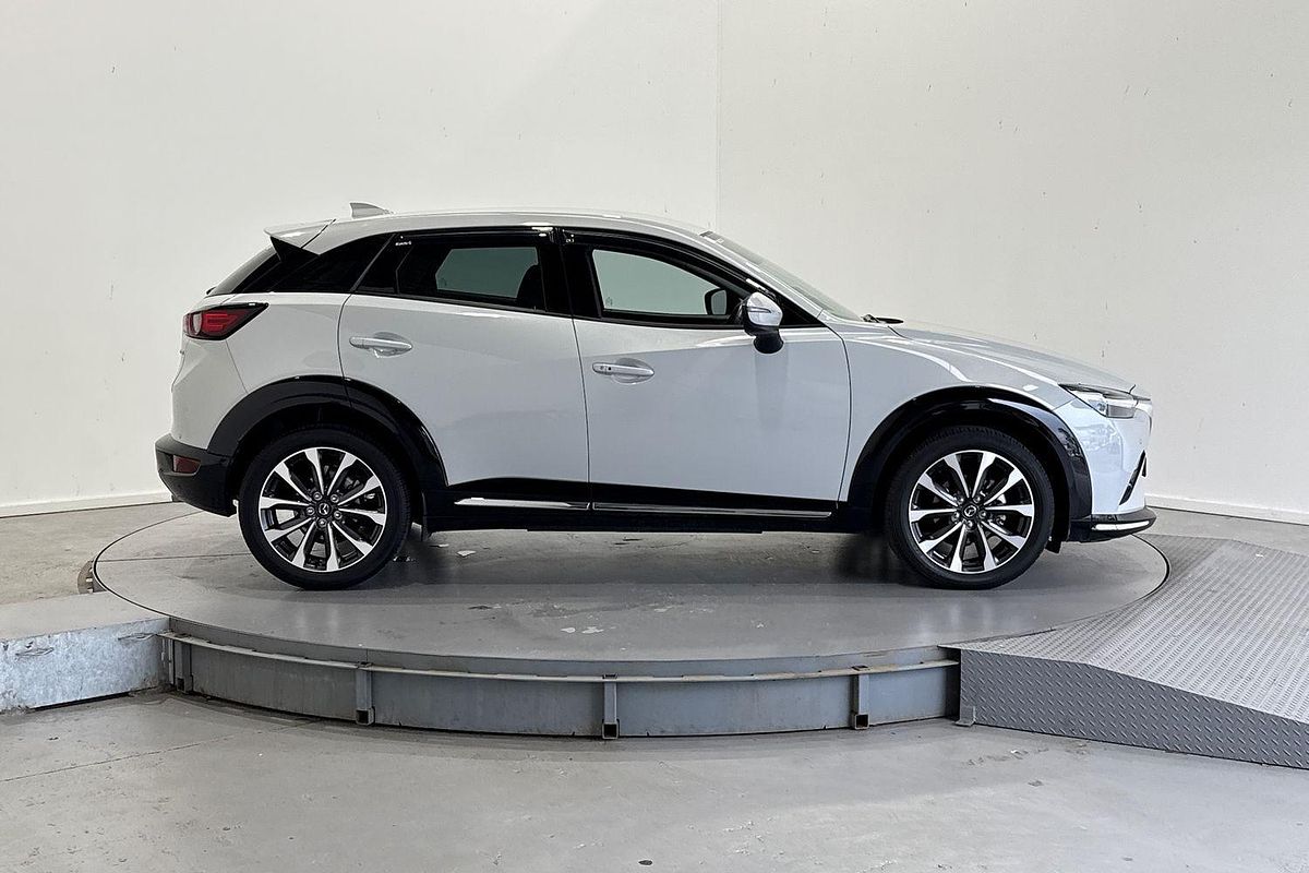 2022 Mazda CX-3 sTouring DK
