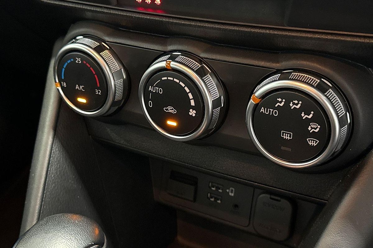 2022 Mazda CX-3 sTouring DK