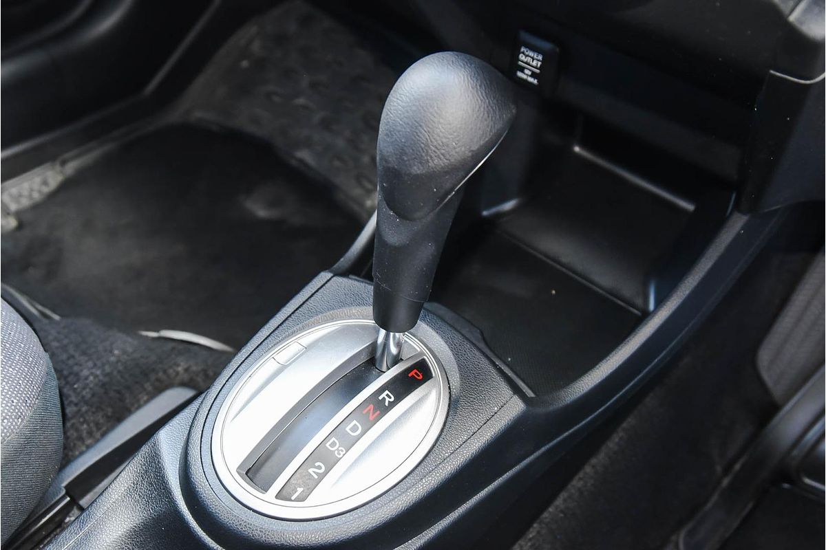 2010 Honda Jazz GLi GE