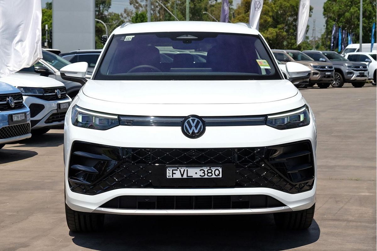 2025 Volkswagen Tayron 195TSI R-Line R4