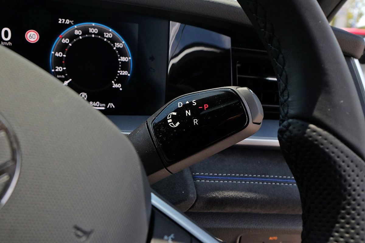 2025 Volkswagen Tayron 195TSI R-Line R4