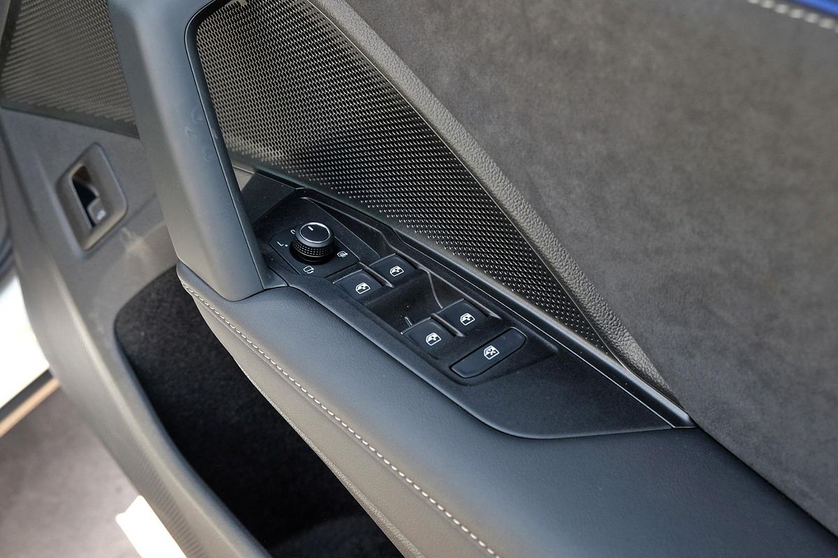 2025 Volkswagen Tayron 195TSI R-Line R4