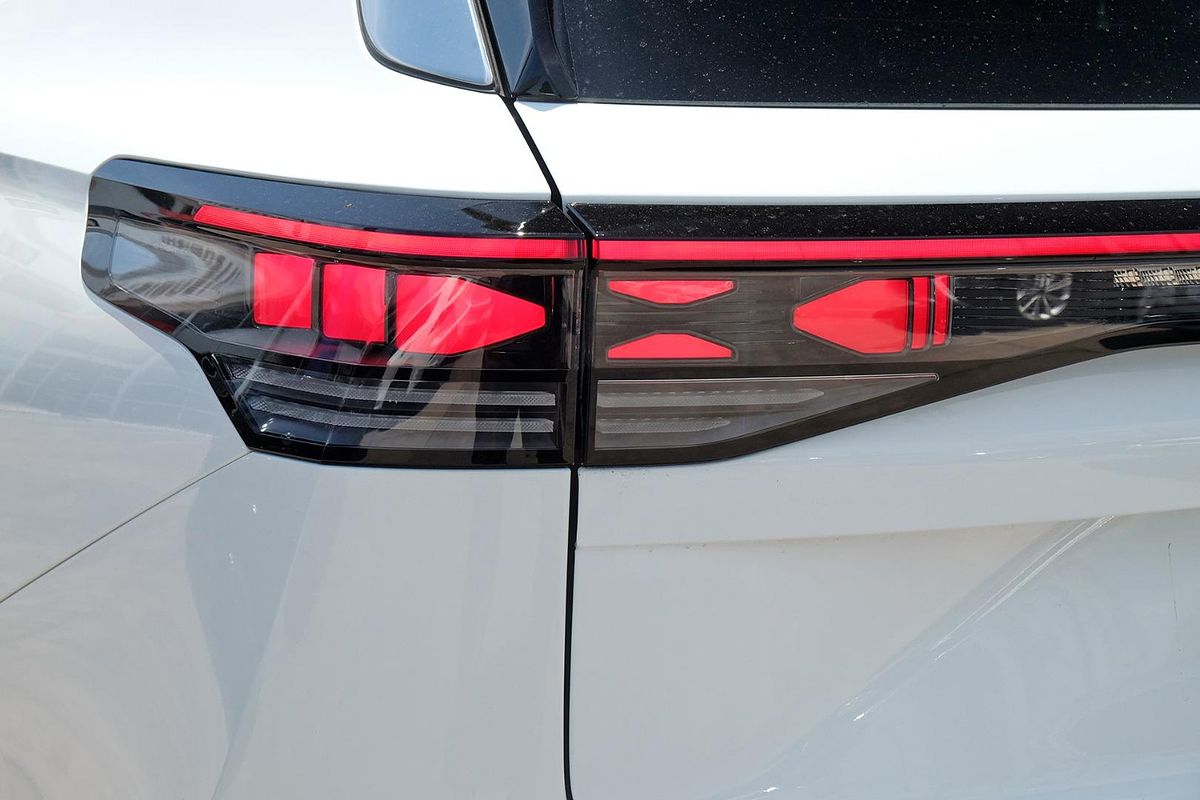 2025 Volkswagen Tayron 195TSI R-Line R4