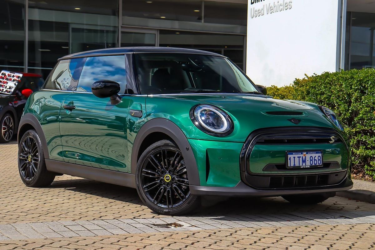 2022 MINI Hatch Cooper SE Classic F56 LCI-2