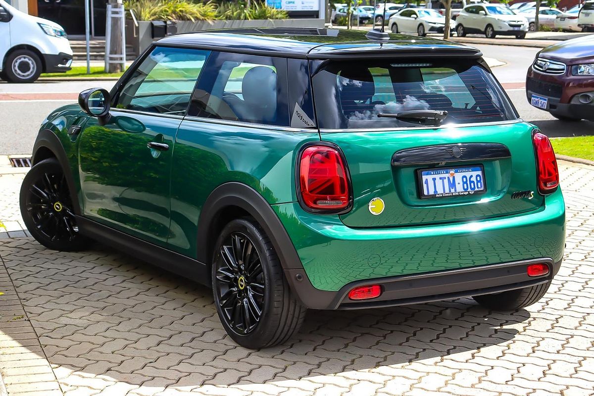 2022 MINI Hatch Cooper SE Classic F56 LCI-2