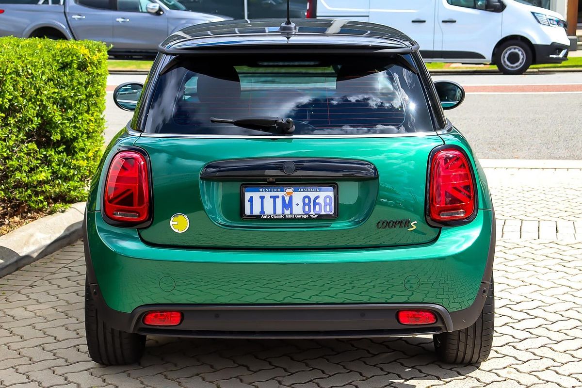 2022 MINI Hatch Cooper SE Classic F56 LCI-2