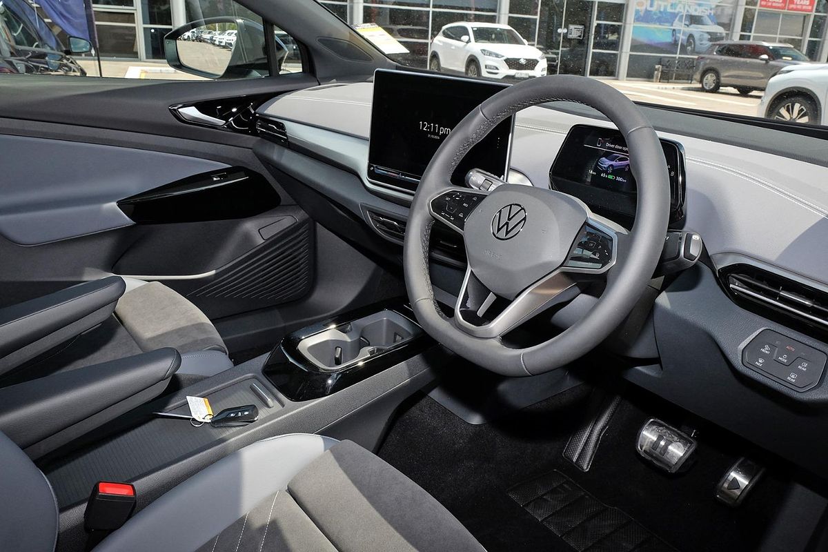 2025 Volkswagen ID.4 Pro E2