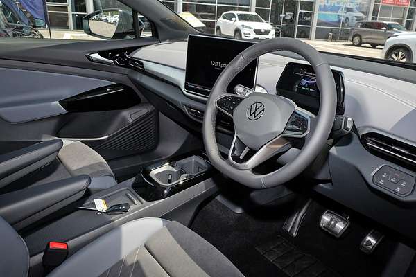 2025 Volkswagen ID.4 Pro E2